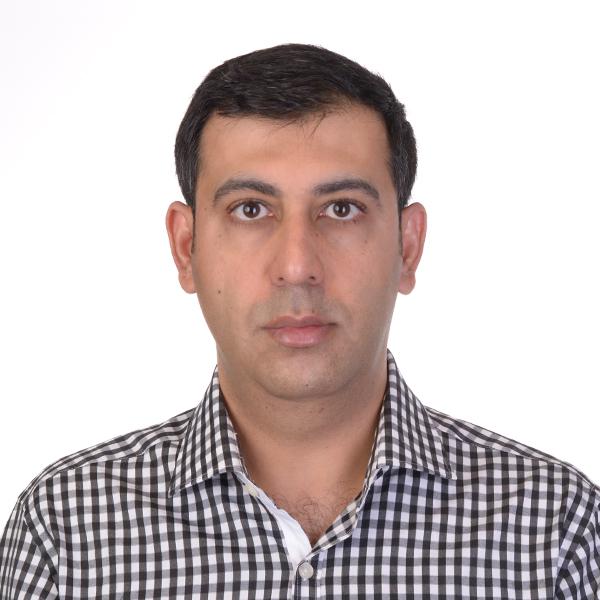 سینا نقی زاده